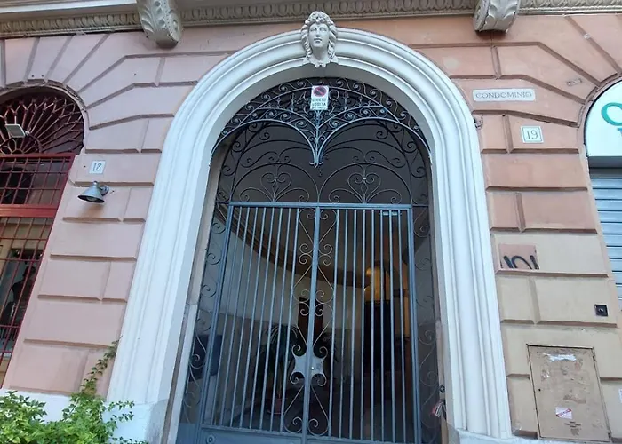 Tiburtino Apartment